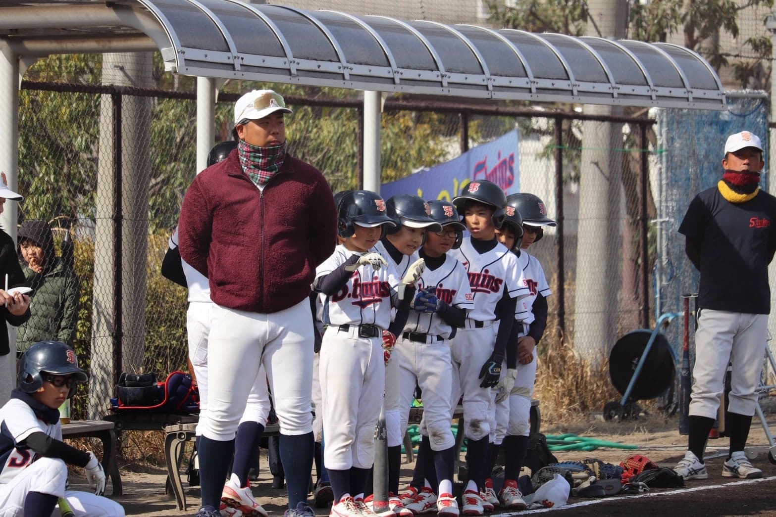 千里ツインズ 監督